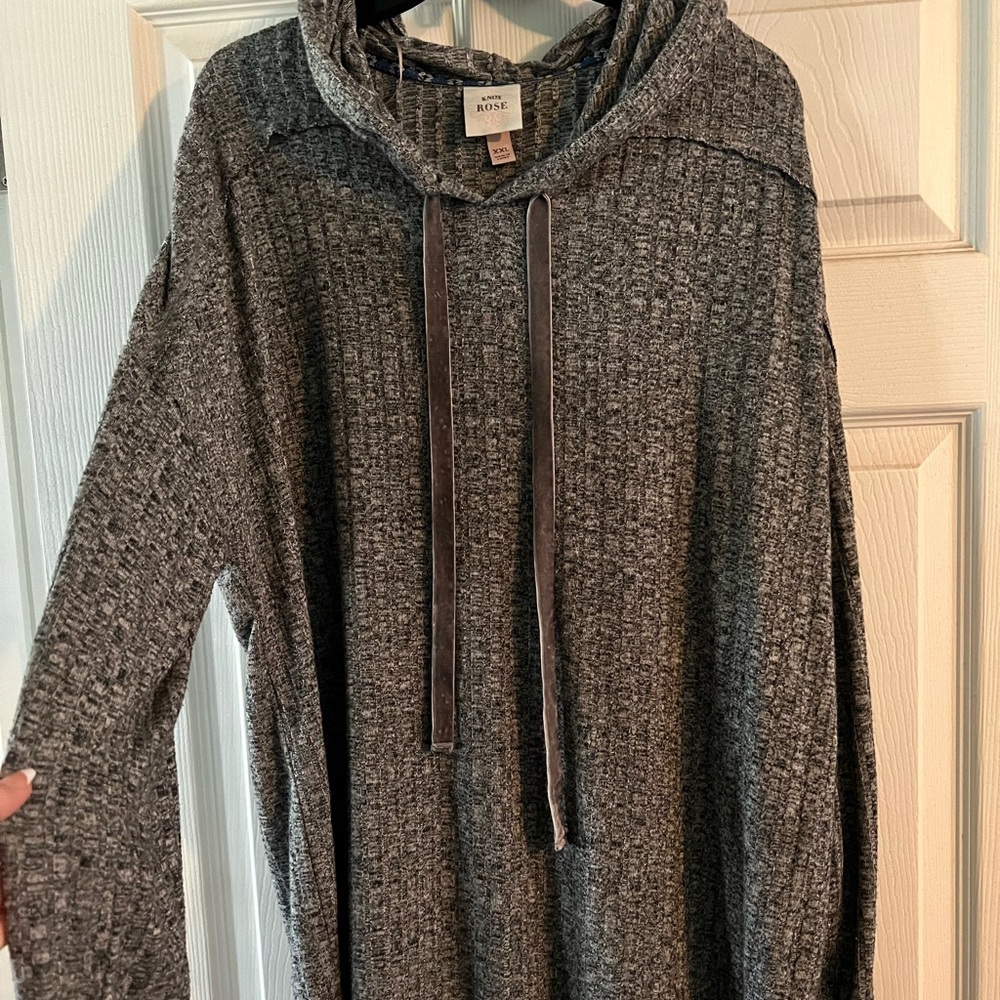 Knox Rose sweater with velvet strings
